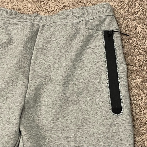 NWT Nike Revival Tech Fleece Jogger - Picture 10 of 16